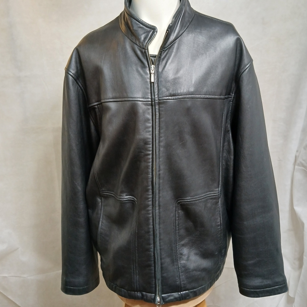 Danier Black Genuine Leather Jacket Men's Size 44-46